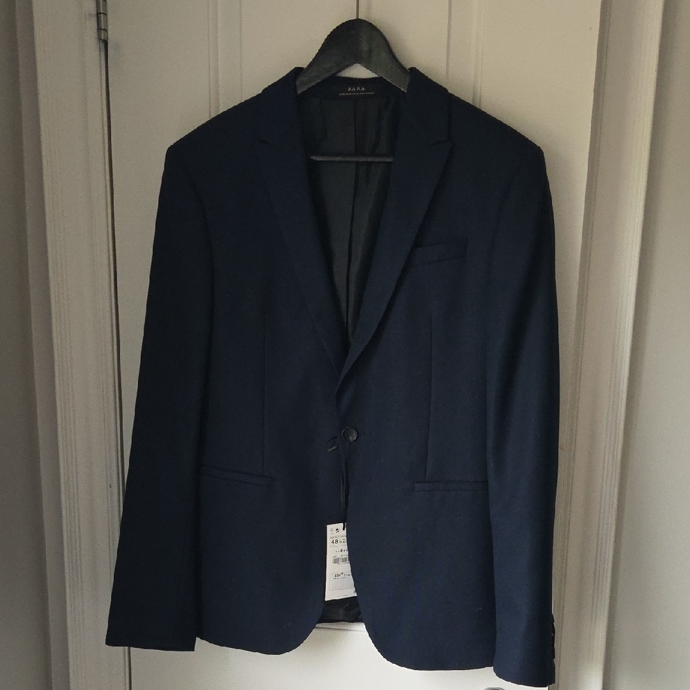 Zara Dark Blue Men's Blazer    NOTE: US 38 S